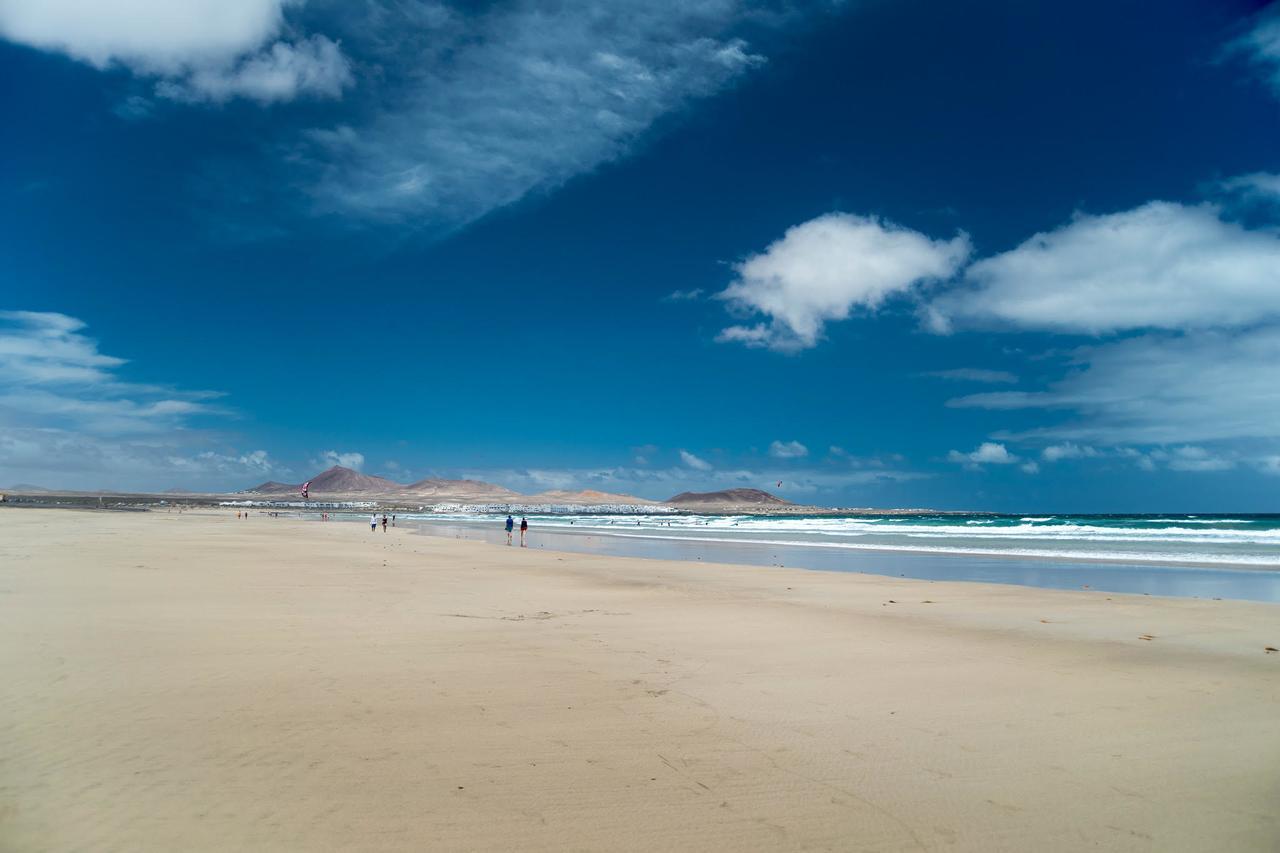 Апартаменти Famara Views Екстер'єр фото